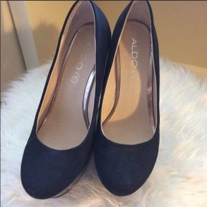 ALDO black wedges